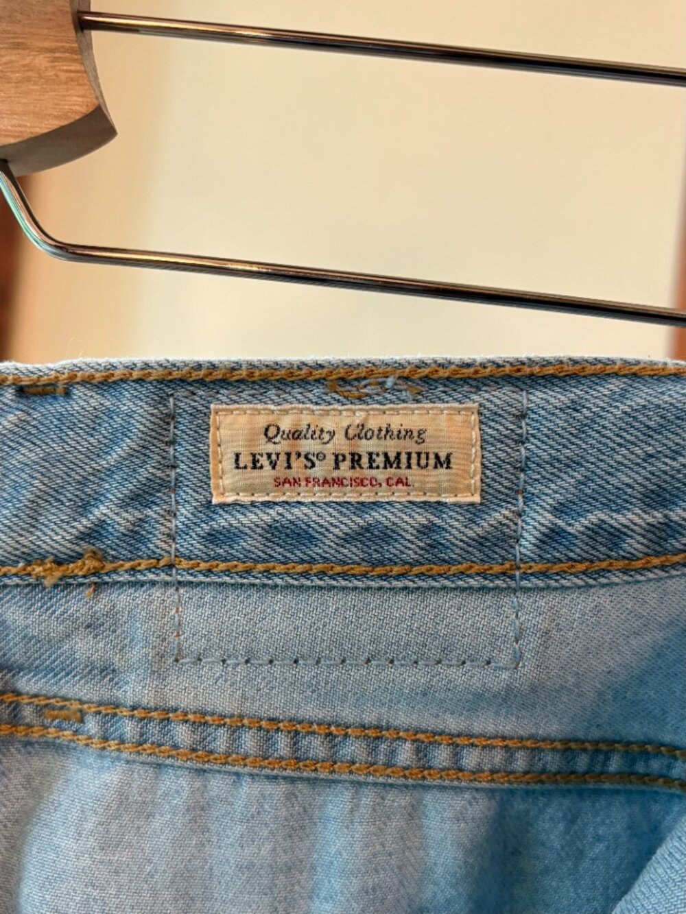 EUC Levi's Iconic Long Denim Maxi Skirt Light Wash A-Line Pockets Sz 16 Western - Picture 7 of 9